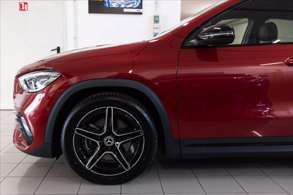 MERCEDES GLA 200 d Premium 4matic auto del 2022