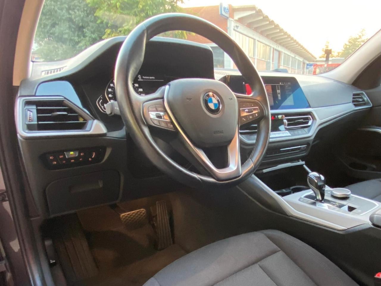 BMW 320 BMW 320D 48V TOURING ADVANTAGE 2.0 190CV - FARI FU