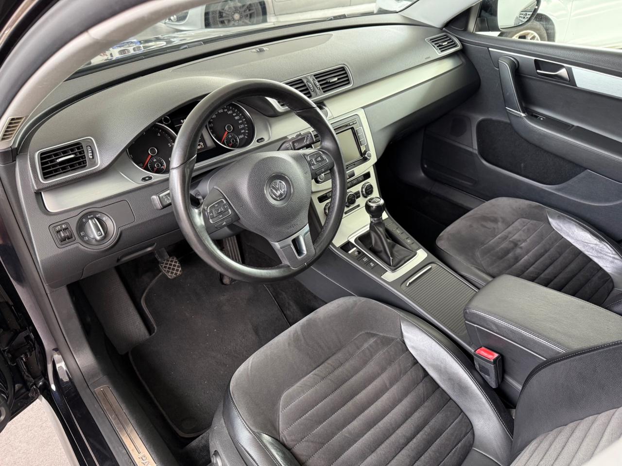 Volkswagen Passat Var. 2.0 TDI Highline BlueM.Tech.