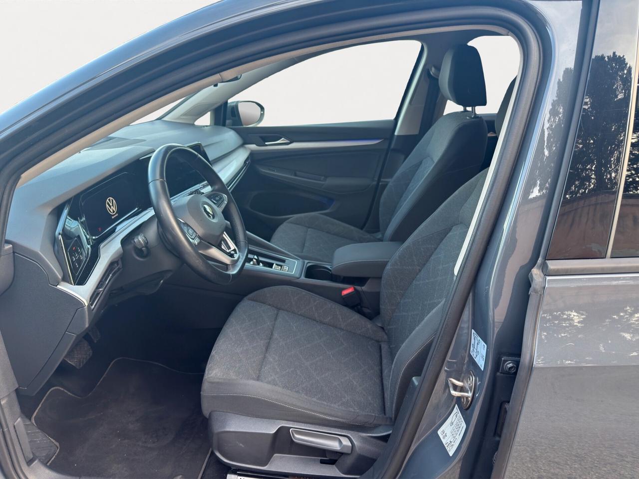 Volkswagen Golf Variant 1.0 eTSI EVO DSG Life - 2021