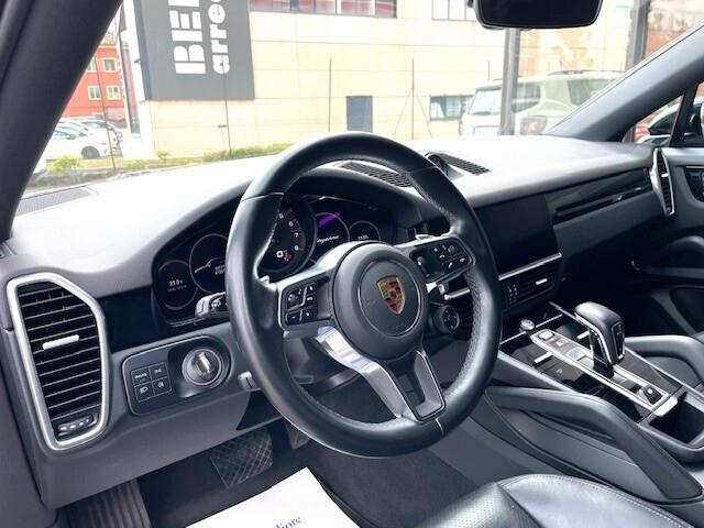 Porsche Cayenne Coupé 3.0 V6
