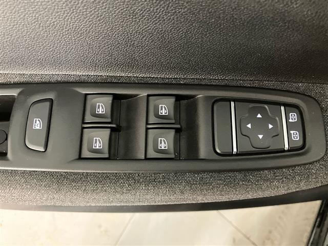 RENAULT ZOE Zen R135 Batterie di proprieta'!