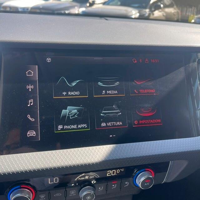 Audi A1 citycarver 30 TFSI S tronic Identity Contrast