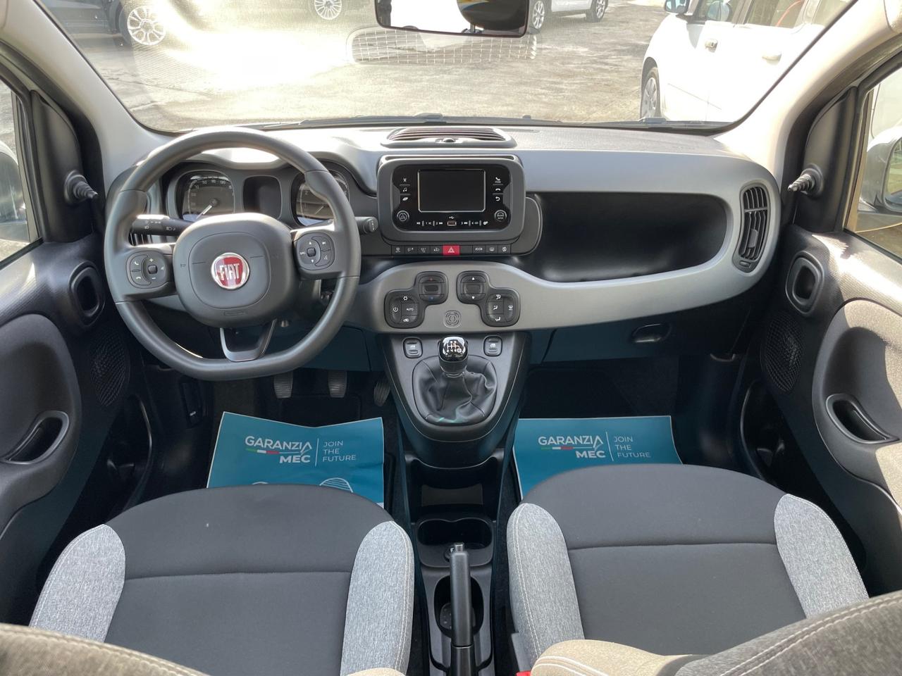 Fiat Panda 1.0 FireFly S&S Hybrid Garmin