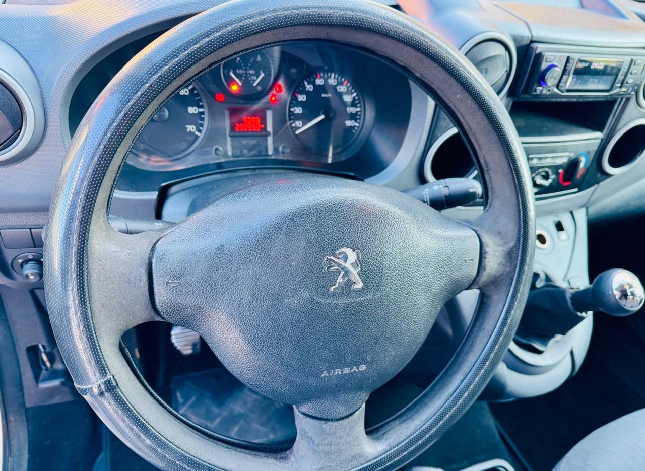 Peugeot Partner Tepee 1.6 HDi Autocarro 3 posti