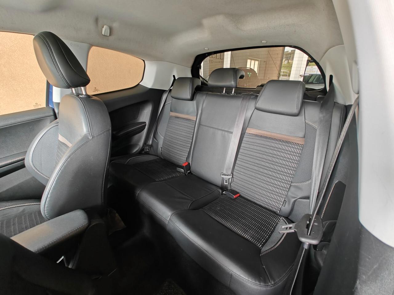 Peugeot 208 1.6 e-HDi 92 CV Stop&Start 3 porte Allure