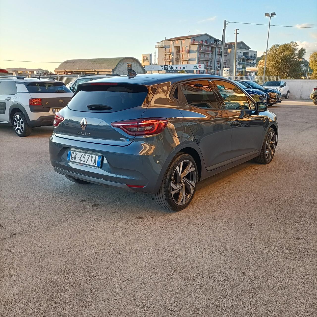 Renault Clio Hybrid E-Tech 140 CV R.S. Line