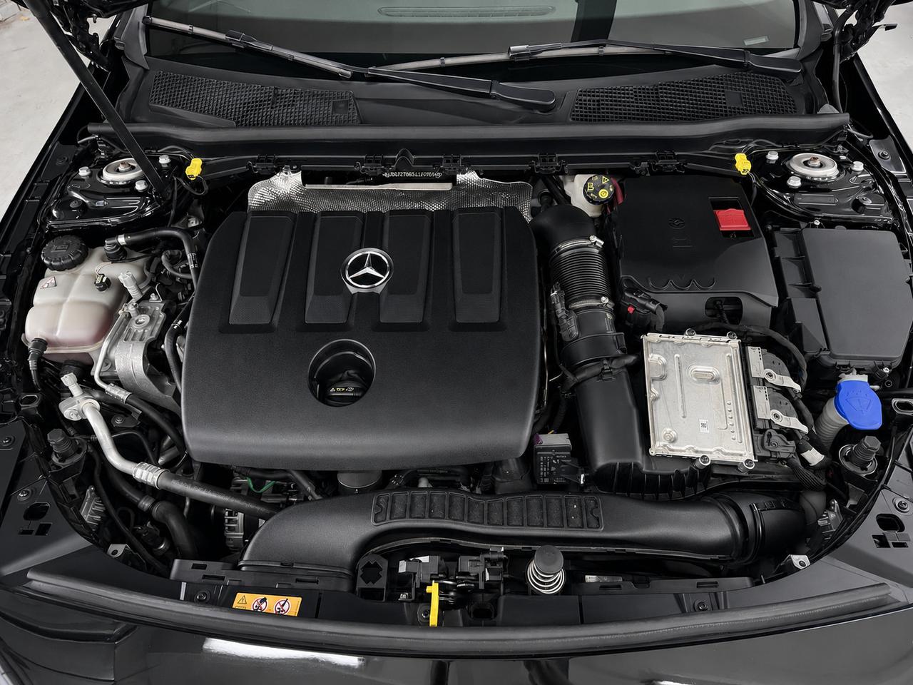 Toyota Auris 5 Porte Auris 1.8h Lounge cvt