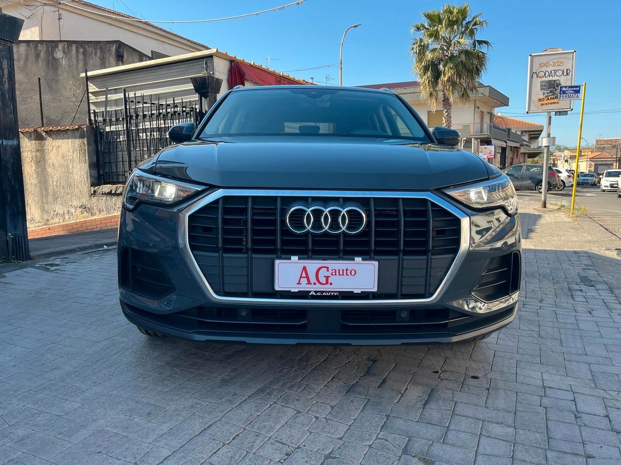 Audi Q3 35 2.0 TDI S-TRONIC BUSINESS ADVANCED