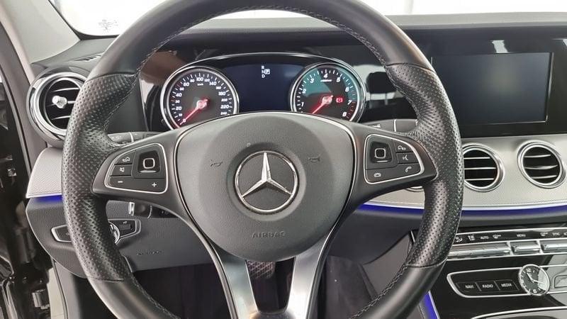 Mercedes-Benz Classe E E 200 Auto Sport