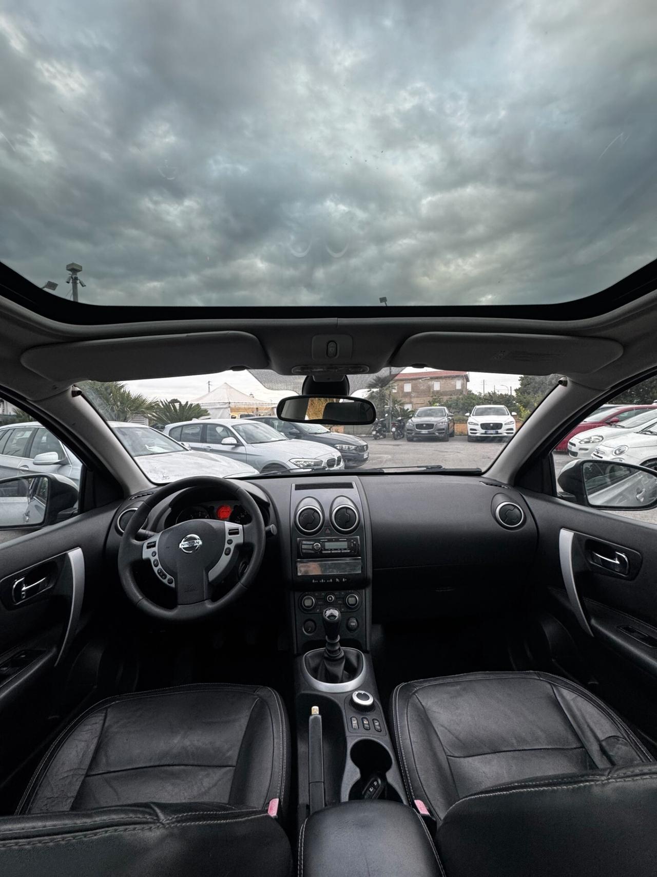 Nissan Qashqai 2.0 dCi DPF 4WD Tekna