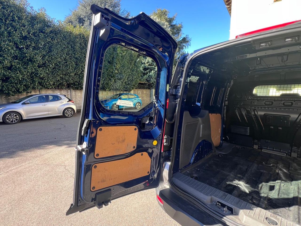 Ford Transit Connect 1.5TDCi 120 CV #9450