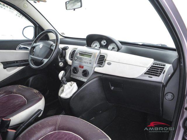 LANCIA Ypsilon 1.2 Oro