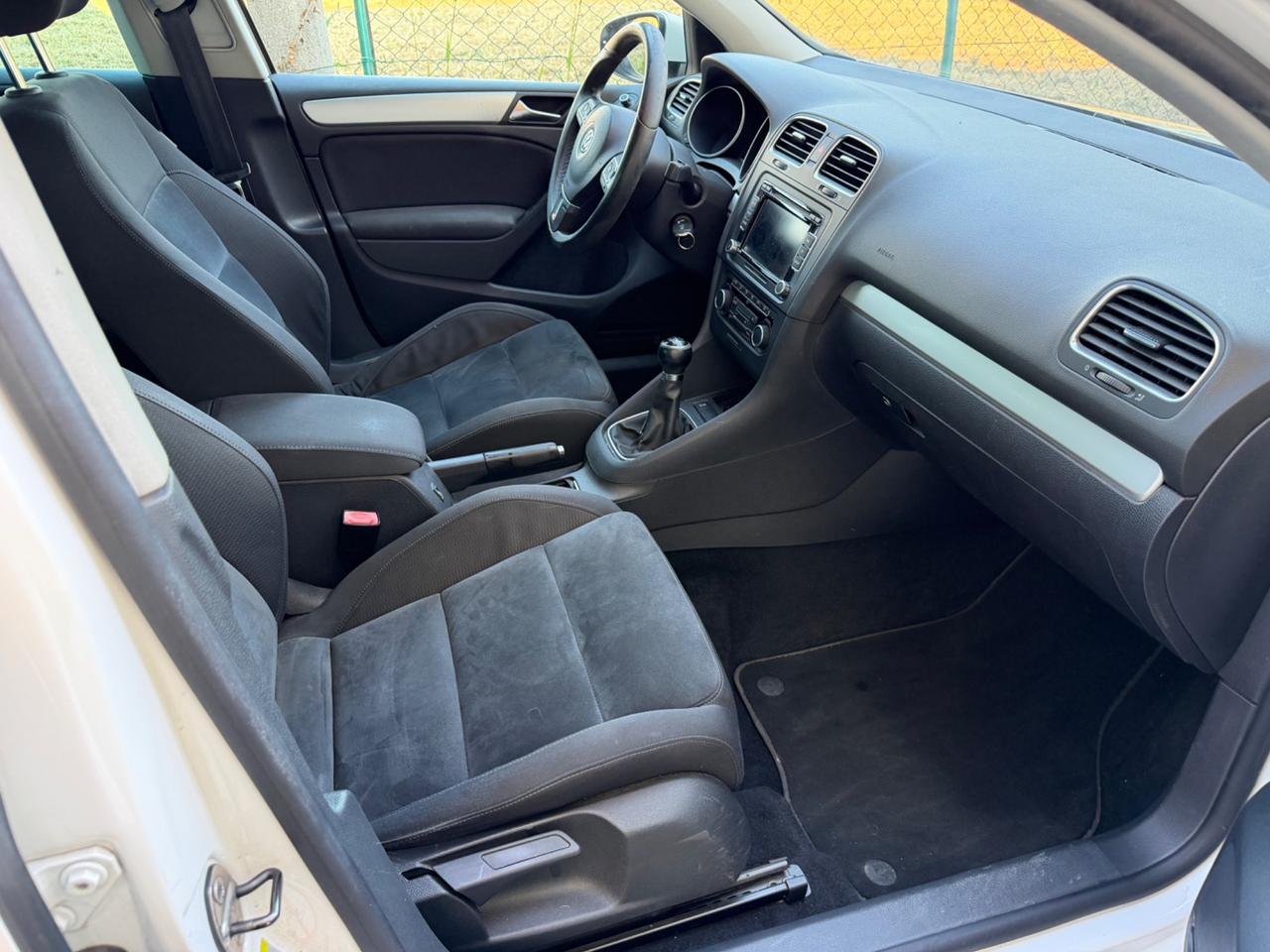 Volkswagen Golf 1.6 TDI DPF 5p. Highline