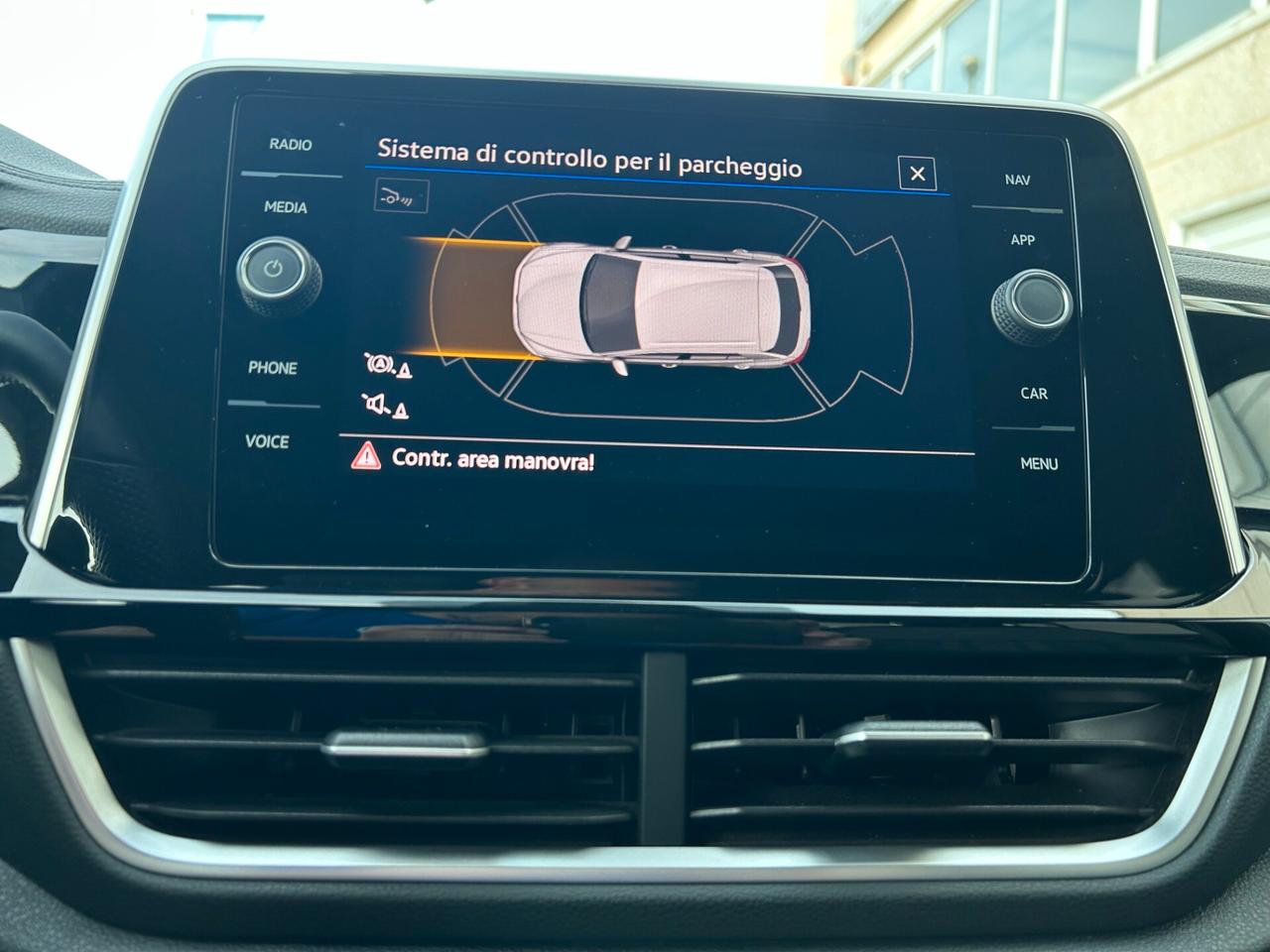 Volkswagen T-Roc 1.5 TSI ACT DSG R-Line