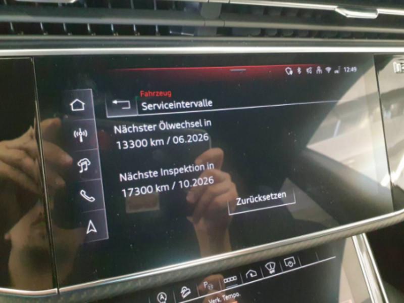 Audi Q8 RS Q8 TFSI V8 quattro tiptronic Performance