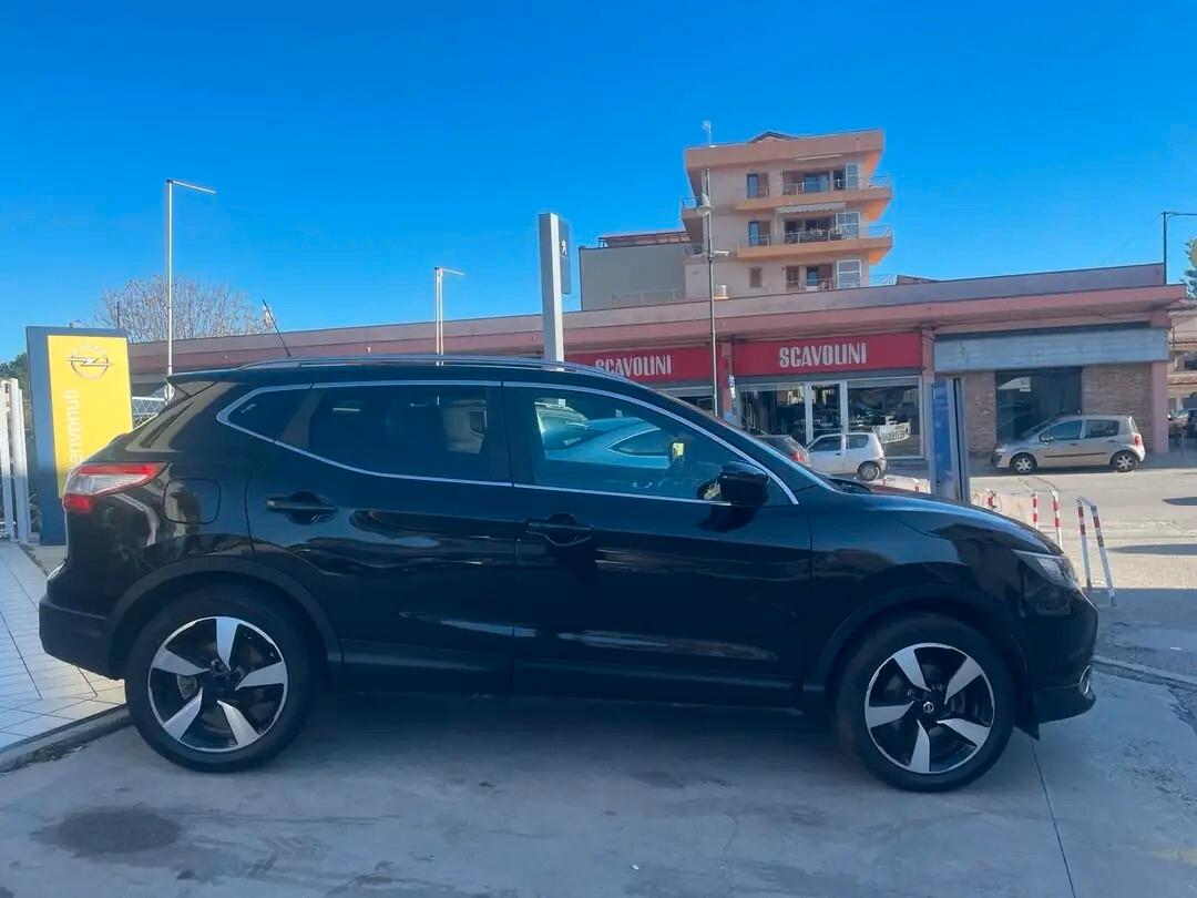 Nissan Qashqai 1.5 dCi N-Connecta