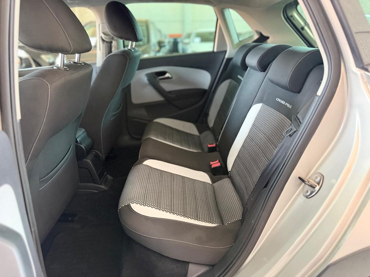 Volkswagen Polo Cross 1.4 NEOPATENTATI
