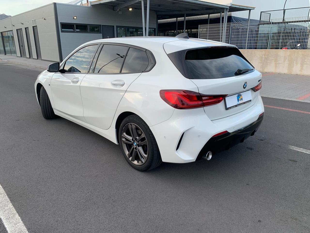 Bmw 116 116d 5p. Msport AUTO