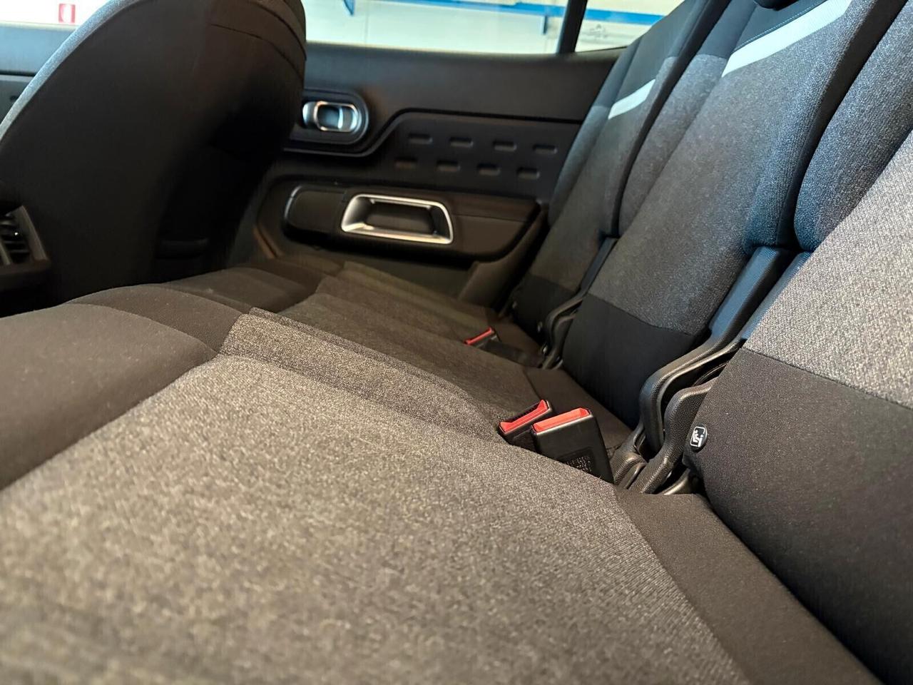 Citroen C5 Aircross PLUS Hybrid 136 e-DCS 6 SPOTICAR