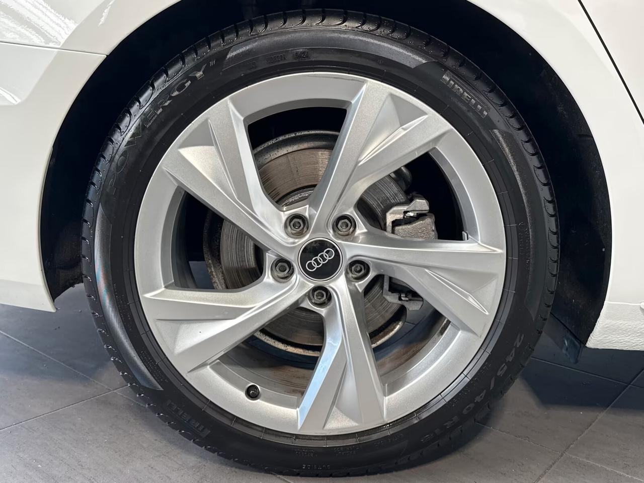 Audi A4 Avant 35 TDI S-Line Nero