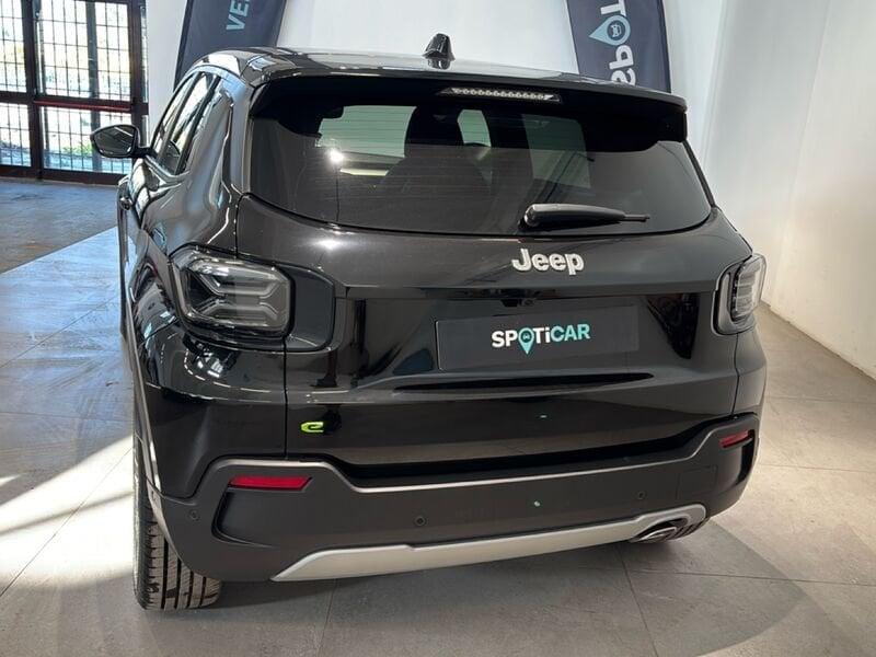 Jeep Avenger e-Hybrid 1.2 MHEV e-Hybrid Turbo Summit