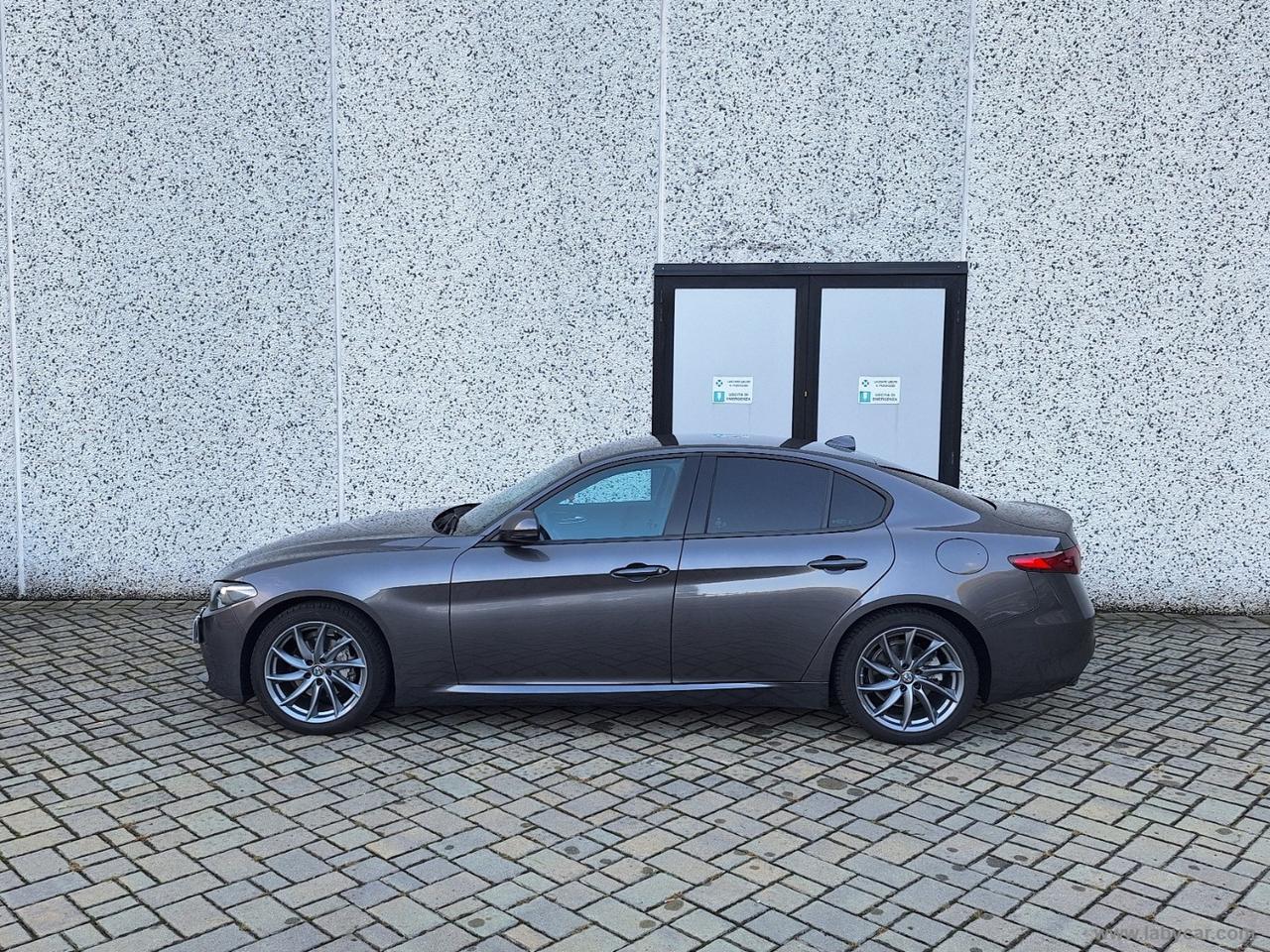 ALFA ROMEO Giulia 2.2 TD 160 CV AT8 SOLO *70000KM*