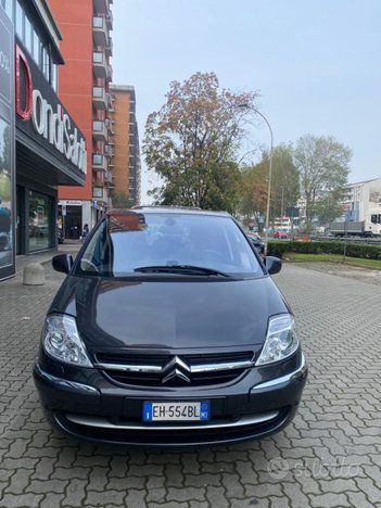 Citroen C8