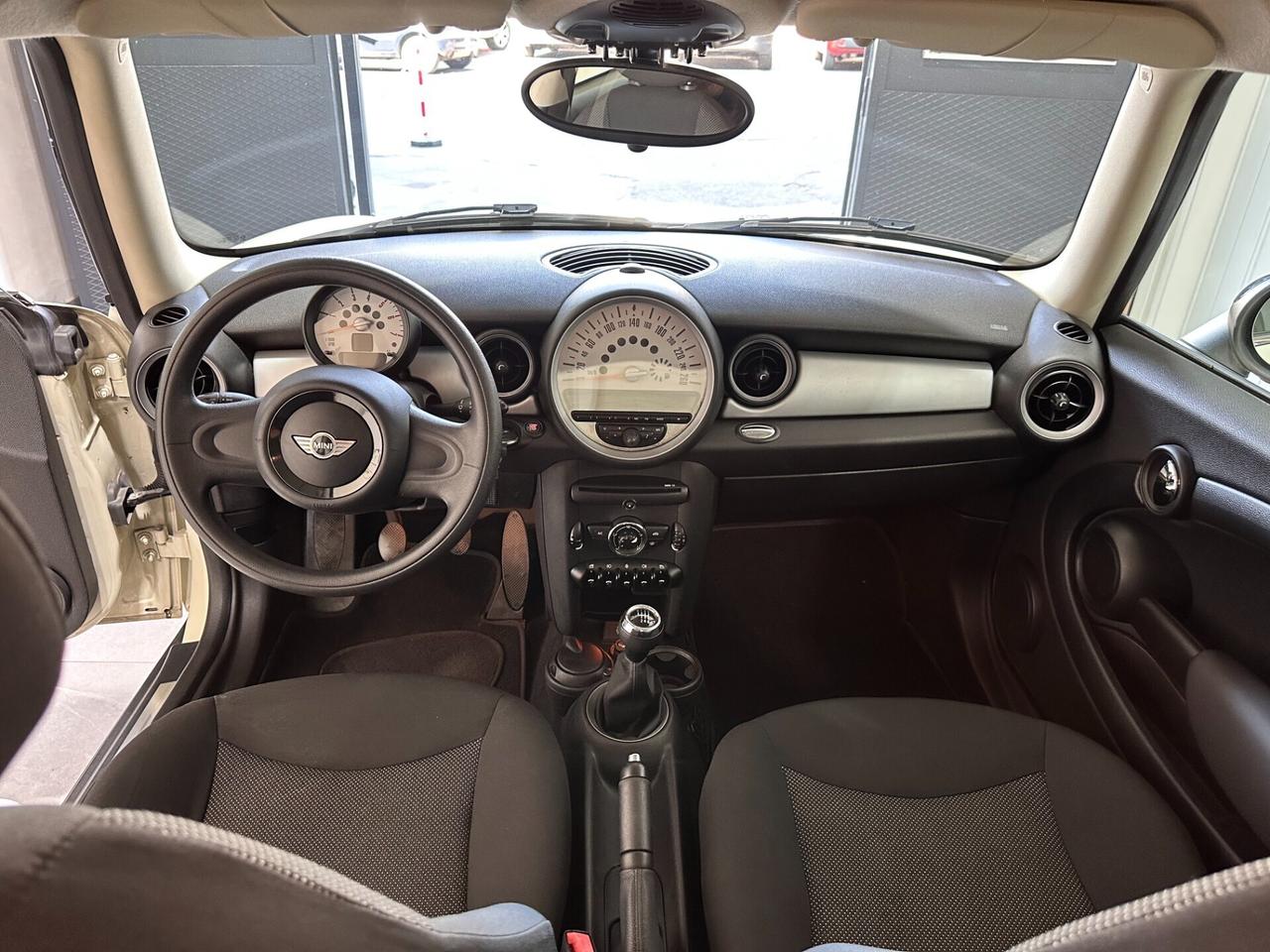 Mini One Countryman 1.6 D
