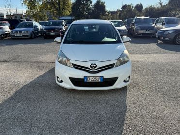 Toyota Yaris 1.3 5 porte Lounge