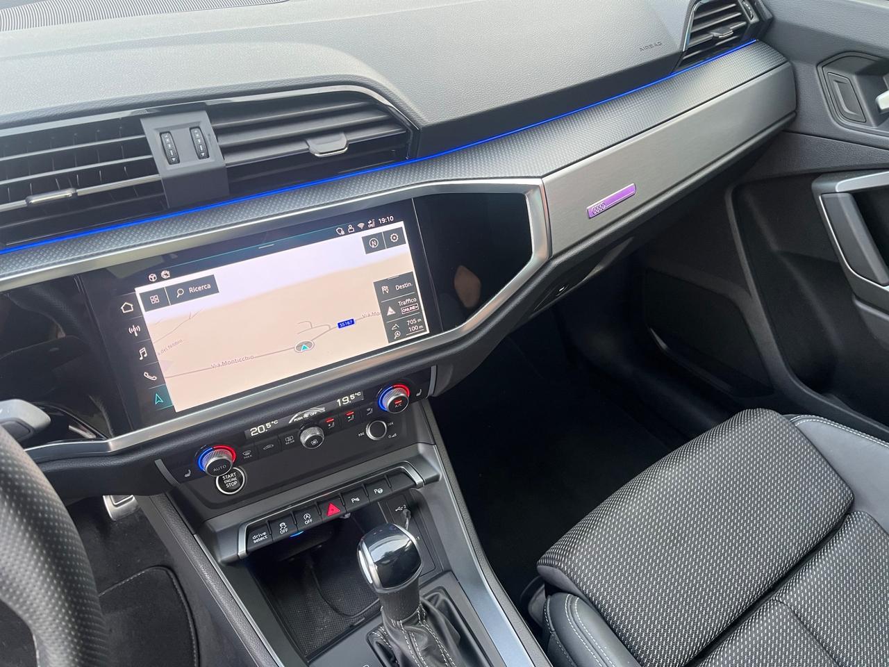 Audi Q3 SPB 35TDI S tronic line edition-solo Km30000-
