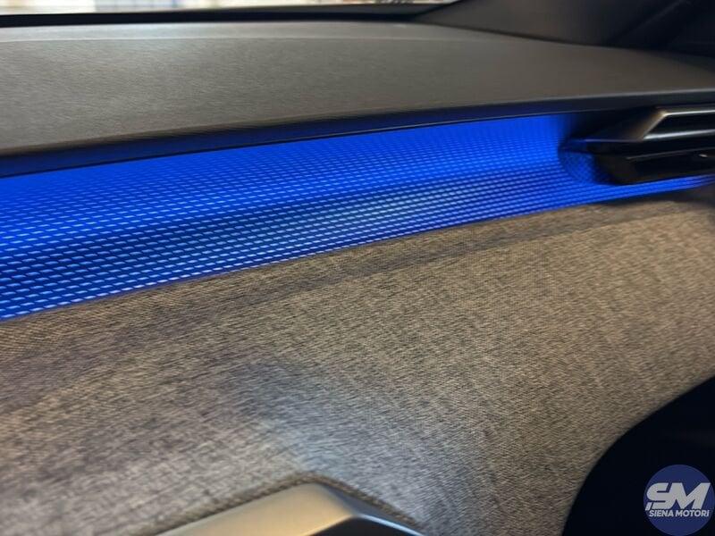 Peugeot 3008 Hybrid 136 GT e-DCS 6