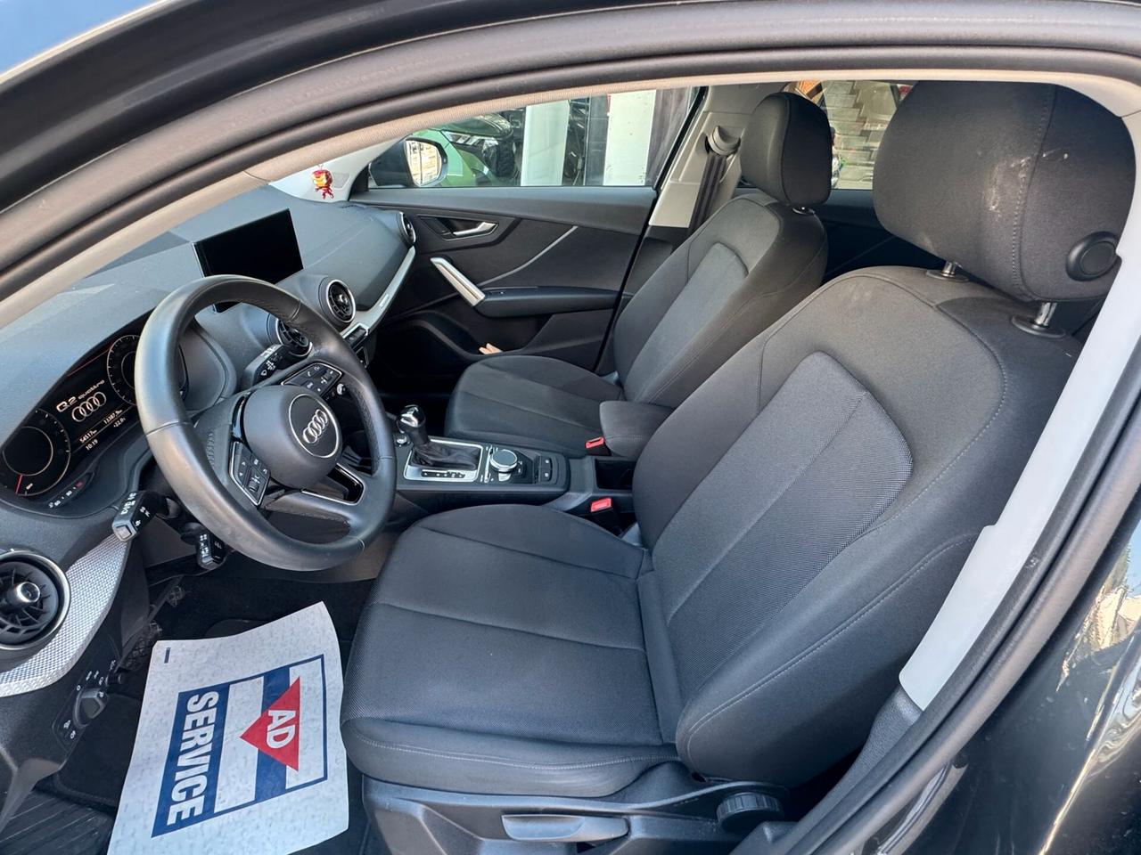 Audi Q2 40 TFSI quattro S tronic Business Advanced