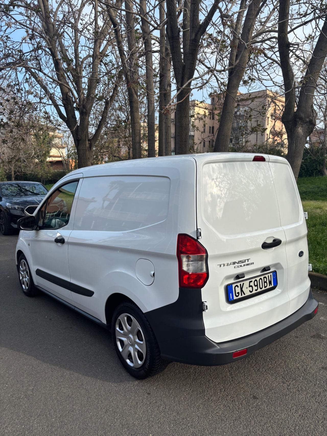 Ford Transit Courier 1.5 TDCi 2022