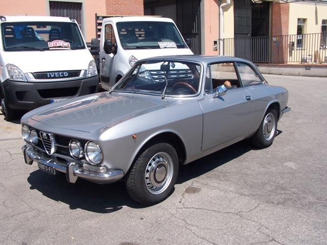 ALFA ROMEO GT 1.750 SERVICEBOOK