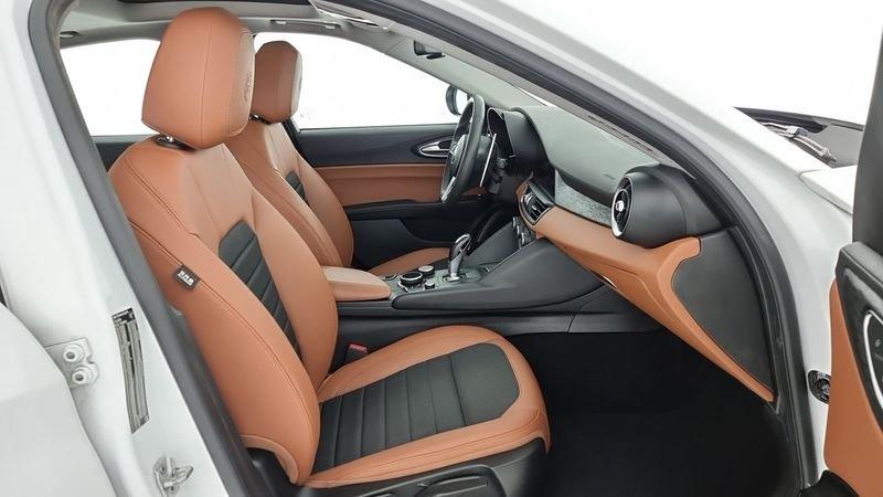 Alfa Romeo Giulia 2.0 Turbo 200 CV AT8 Executive