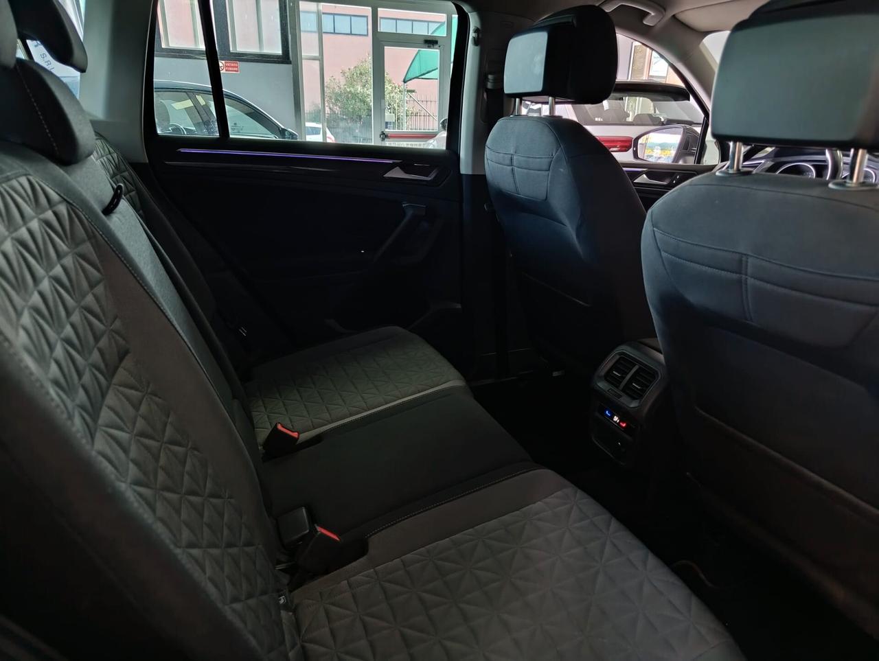 Volkswagen Tiguan Diesel Manuale *LUCI AMBIENT*