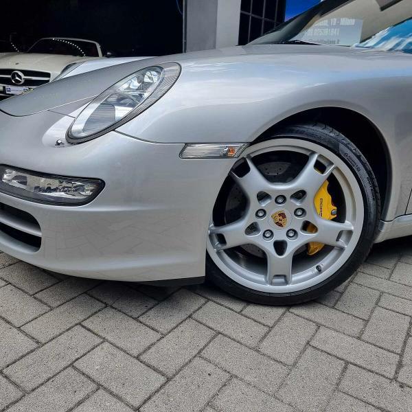 Porsche 911 Coupe 3.8 Carrera S