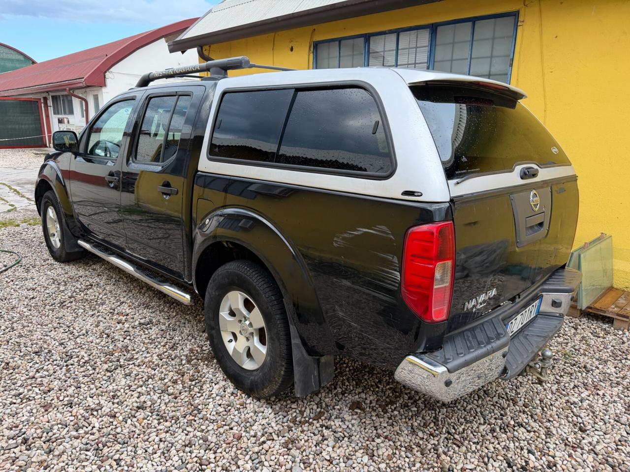 Nissan Navara 2.5 dCi 4 porte Double Cab - 2013