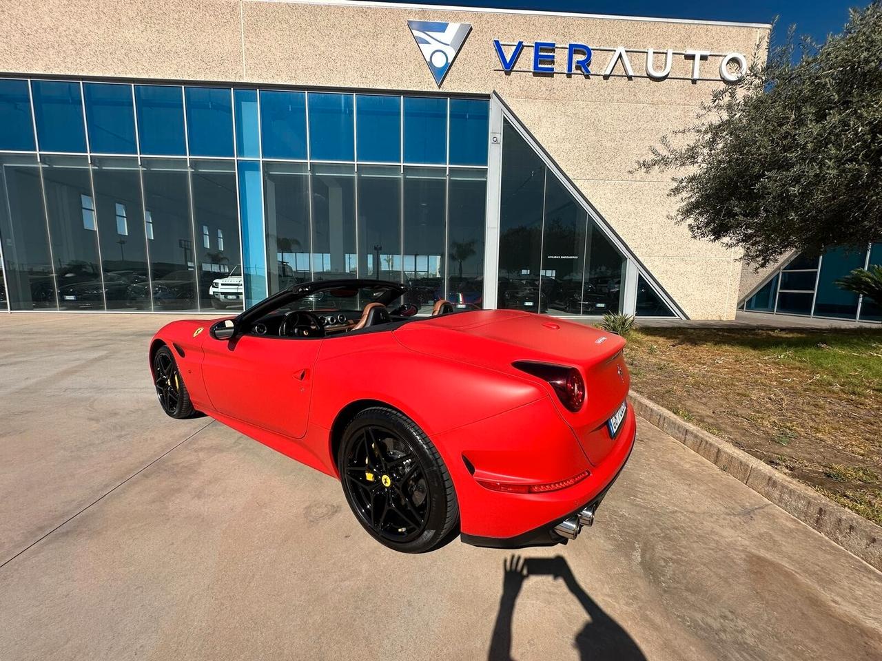 Ferrari California Cabrio 3.9T DCT