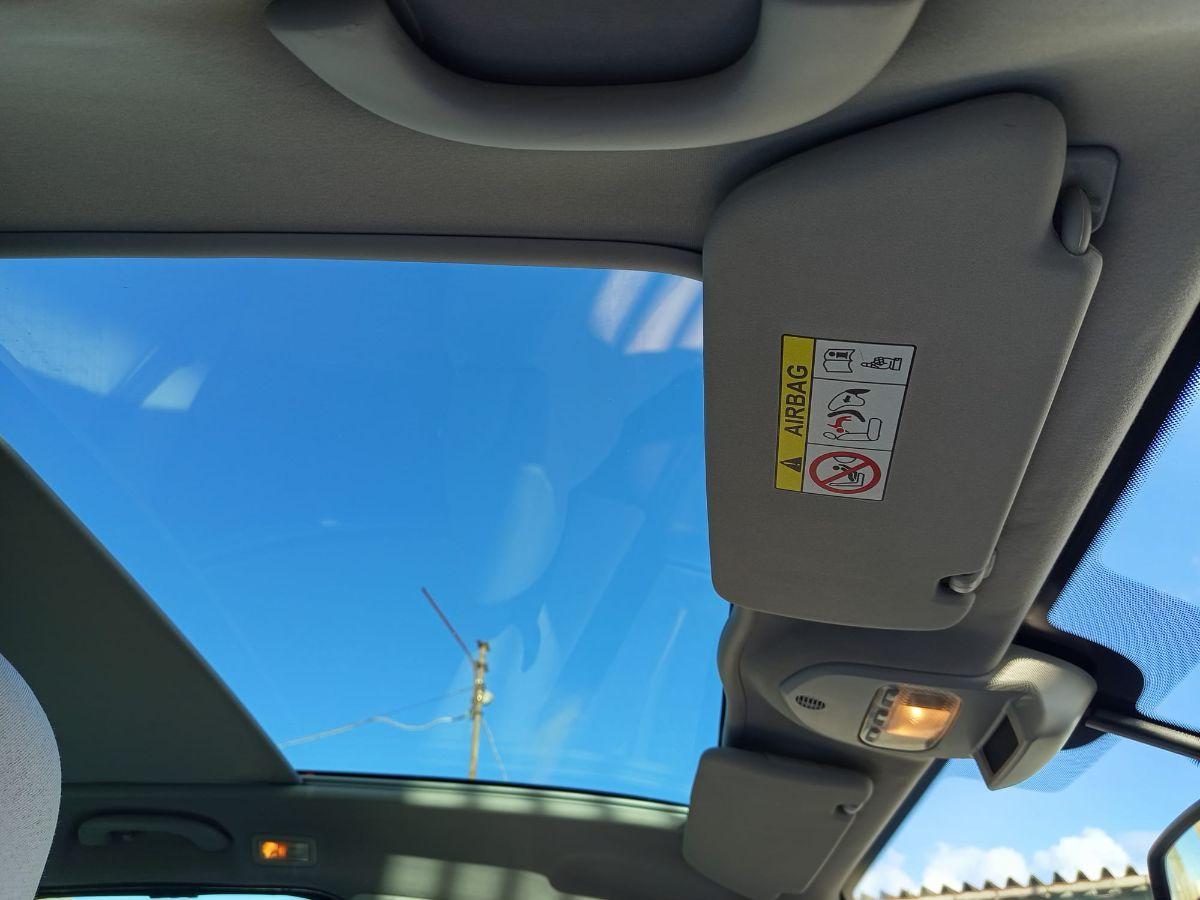 PEUGEOT 3008 1.6 HDi 115 CV Active TETTO PAN.