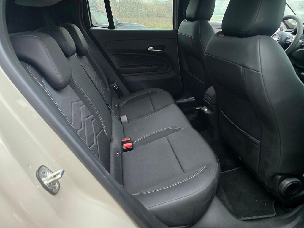 Jeep Avenger 1.2 Turbo 110 CV MHEV Summit