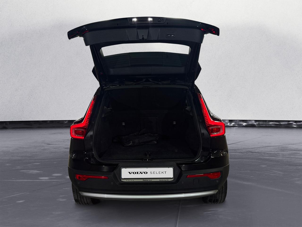 VOLVO XC40 N1 T2 Core auto IMMATRICOLATO AUTOCARRO N1