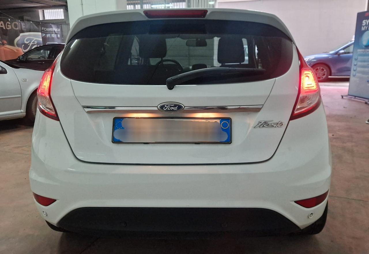 Ford Fiesta 1.6 TDCi 95CV 5 porte Titanium st line vignale active