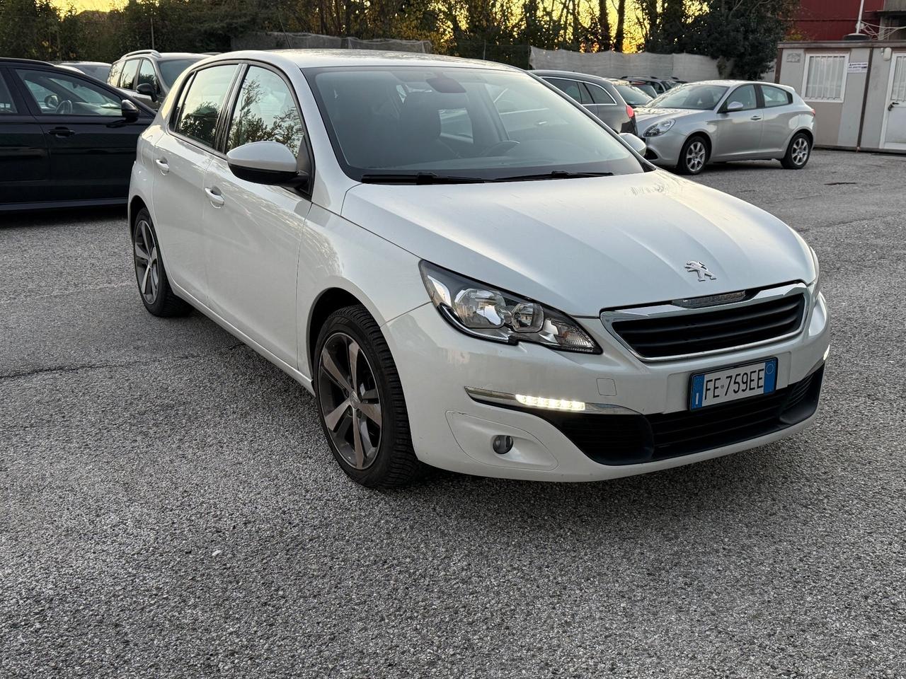 Peugeot 308 PureTech Turbo 130 S&S SW Allure