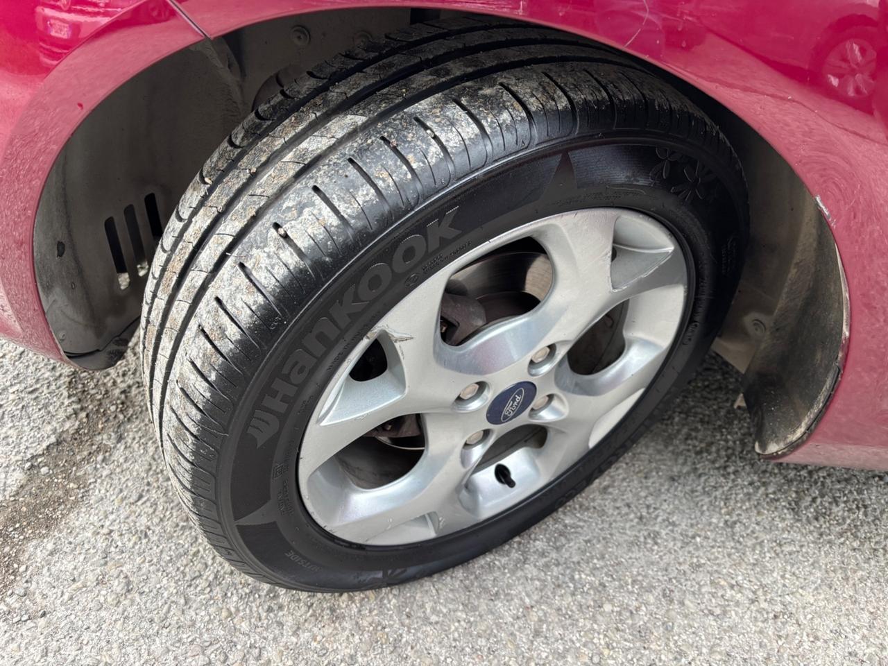 Ford Fiesta 1.4 TDCi 70CV 5 porte Titanium