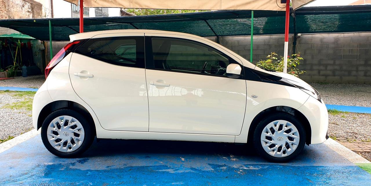 TOYOTA AYGO 1.0 BENZINA ANNO 2019 KM 53 MILA E/6