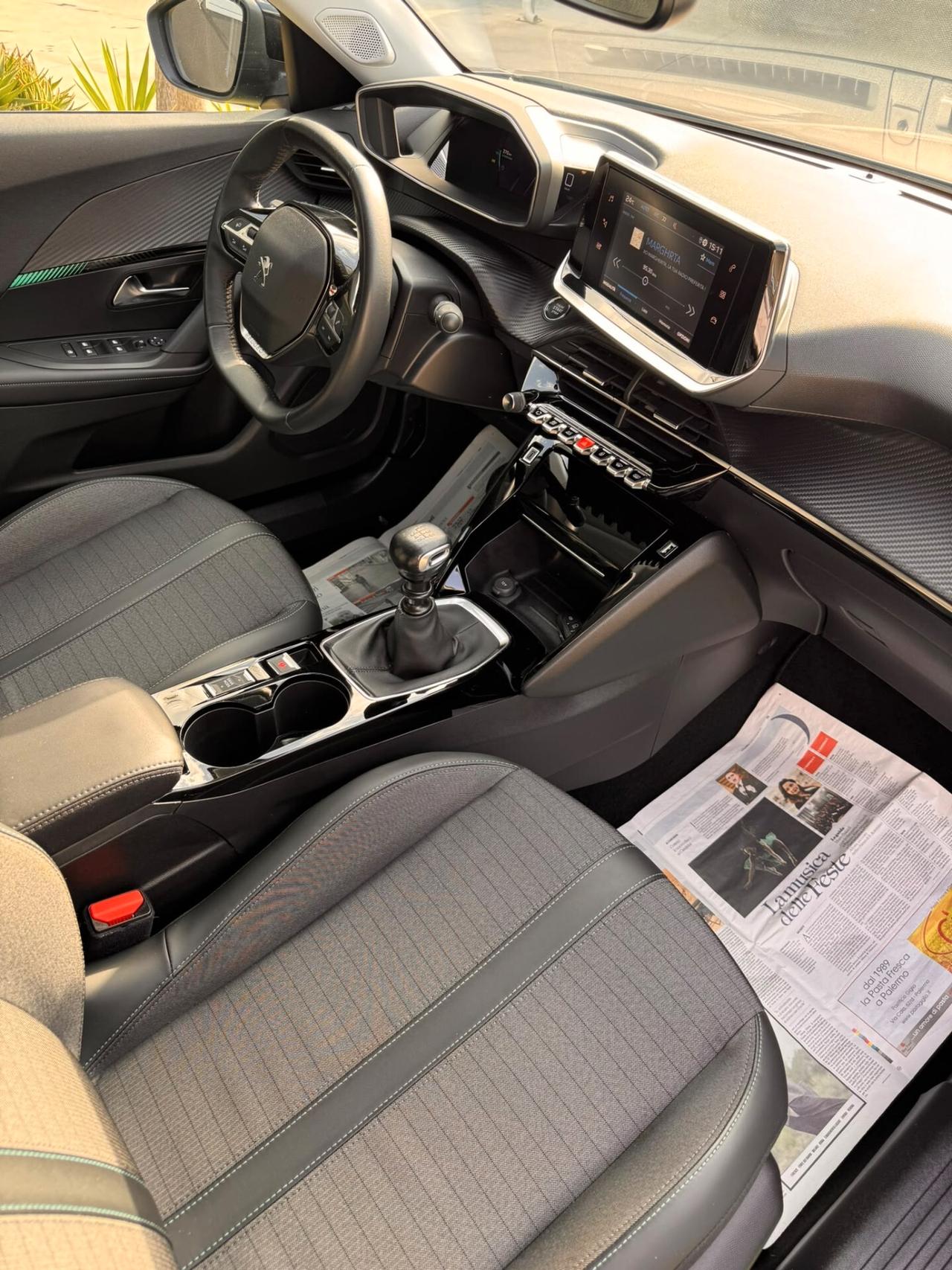 Peugeot 2008 BlueHDi 110 S&S Allure Pack