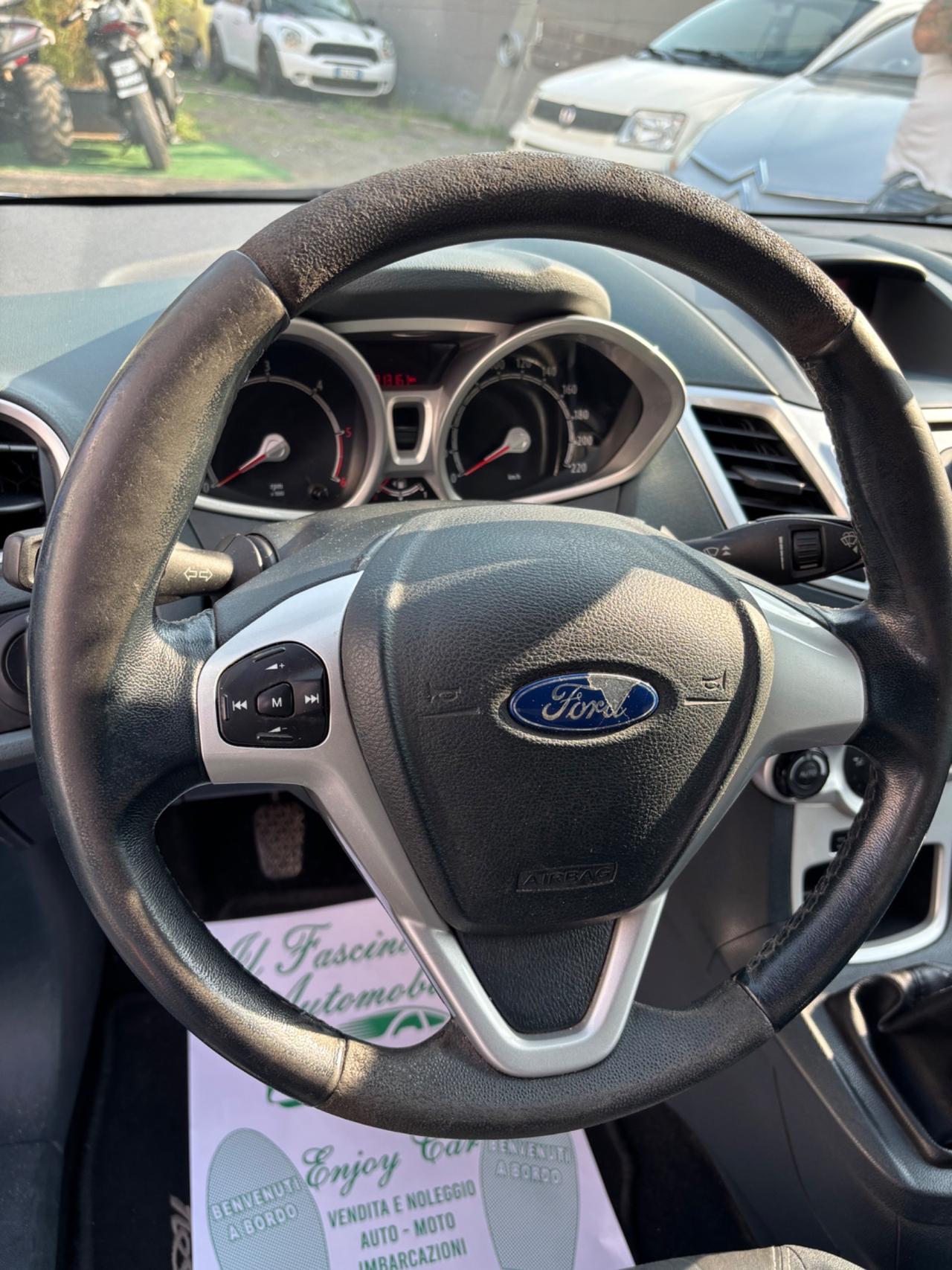 Ford Fiesta 1.4 TDCi 68CV 3 porte Titanium
