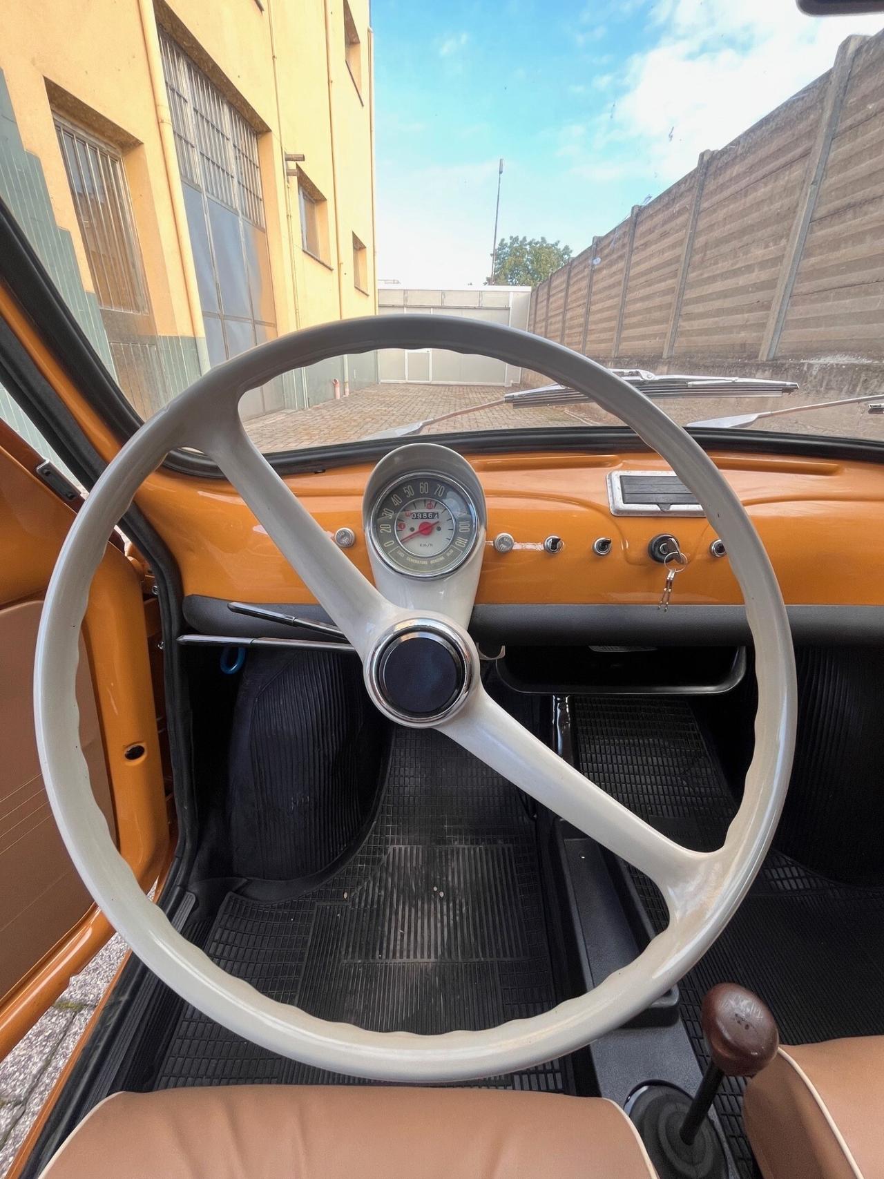 Fiat 500 F 8 Bulloni del 1966